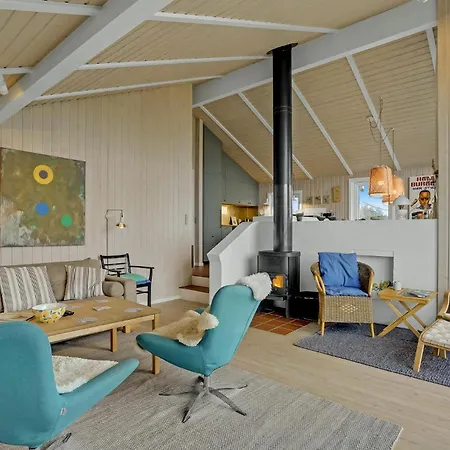 Beach Front Home In Thisted With Sauna Nyaraló
