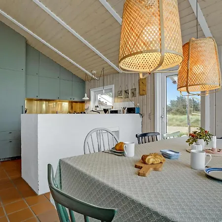 Beach Front Home In Thisted With Sauna Nyaraló *